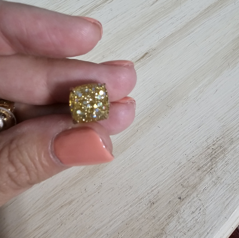 Kate Spade Stud Earrings - Picture 2 of 5